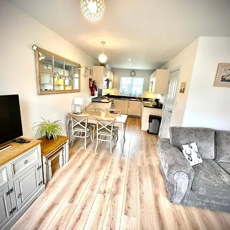 The Bay, Filey, Moonshine Cottage Exterior photo